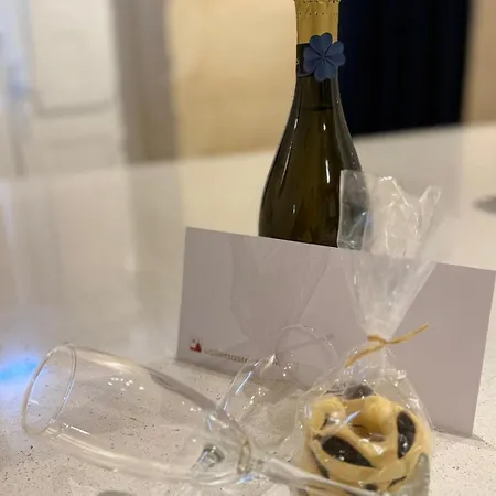 Palazzo Stella Family By Vallettastay Apartament